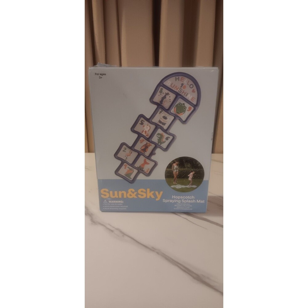 Sun & Sky Hopscotch Spraying Splash Pad Sprinkler Play Mat 88 " X 30.3 " New